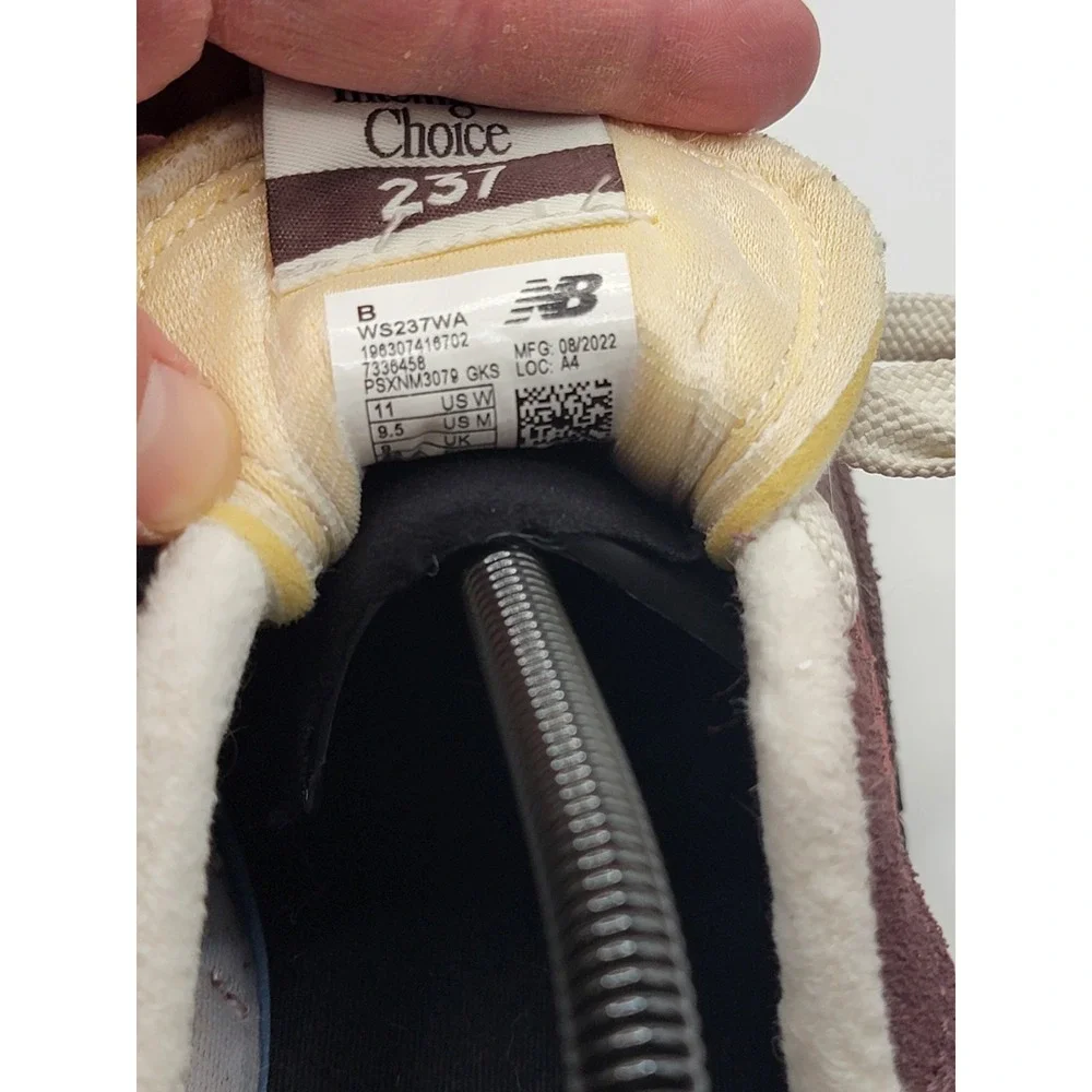 New Balance Unisex 237 V1 Sneakers Size 11W & 9.5M